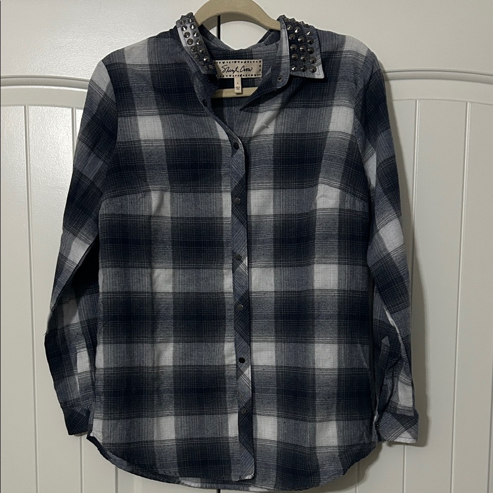 Studded Collar Plaid Button Down Shirt